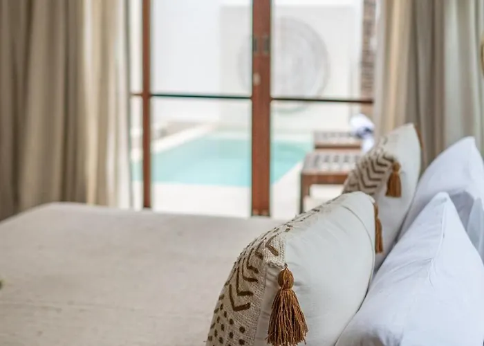 Ayur - Cocoon Private 10 Min To *